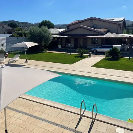 Albachiara לינה וארוחת בוקר 3*