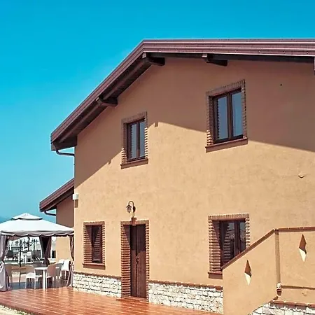 Albachiara Bed & Breakfast 3*