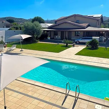 Albachiara Bed & Breakfast