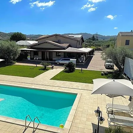 Albachiara Bed & Breakfast 3*
