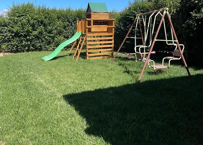 לינה וארוחת בוקר Albachiara 3*